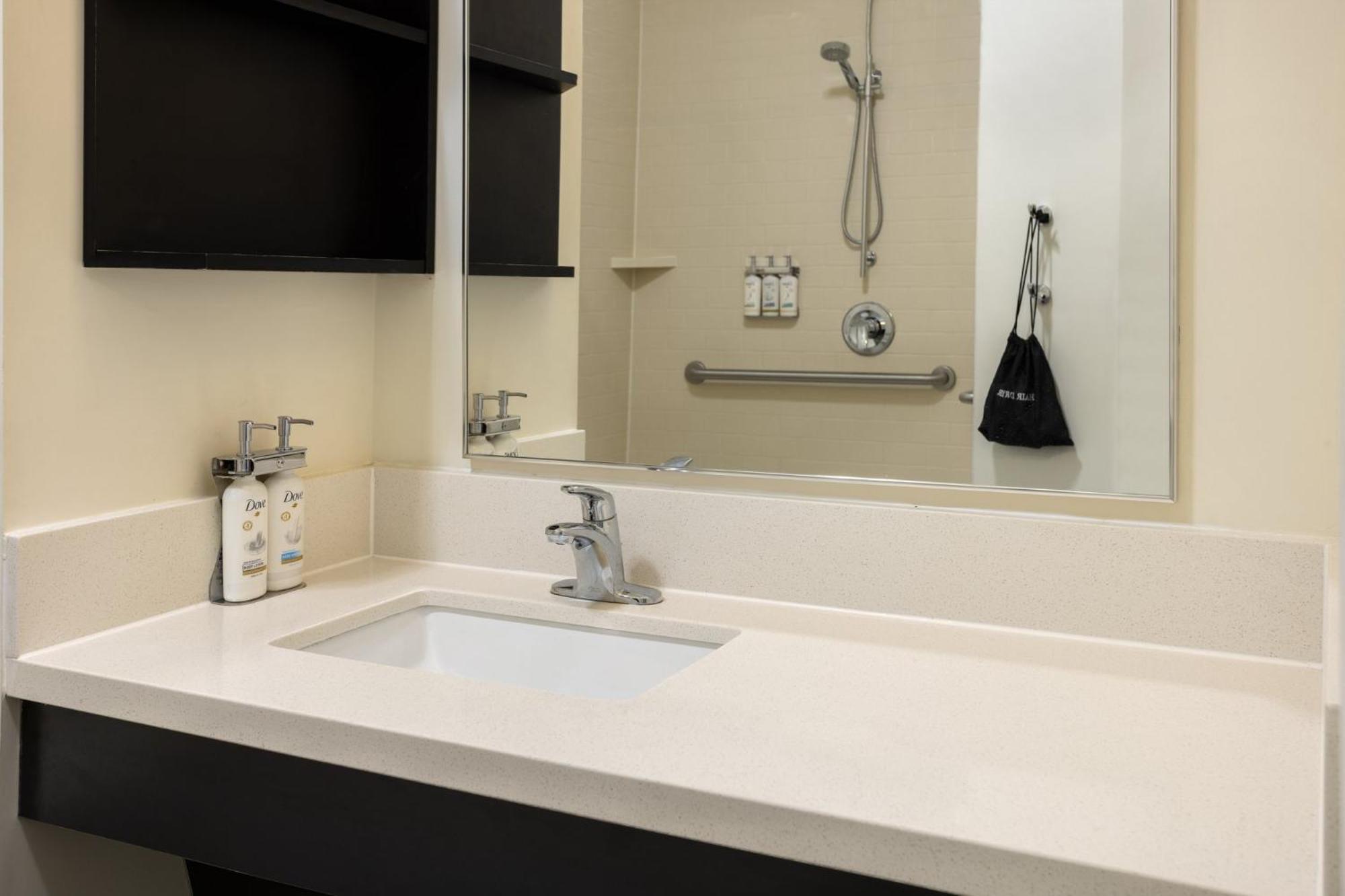 Candlewood Philadelphia - Airport Area By Ihg